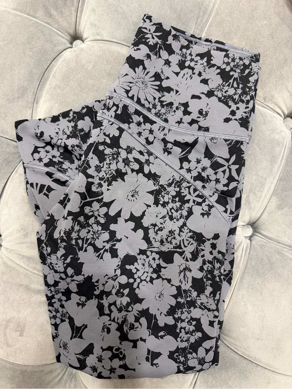 lululemon athletica Black & Gray Floral High-Rise Leggings